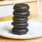 Black Food: Schwarze Macarons